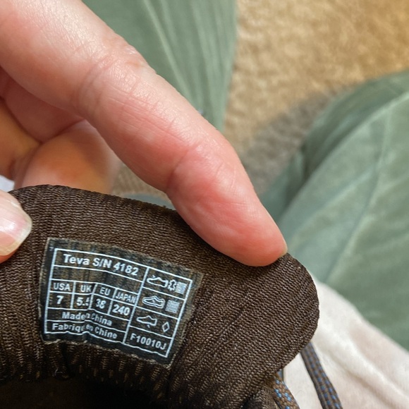 Teva women’s hiking shoes Sky Lake Event - Picture 6 of 9